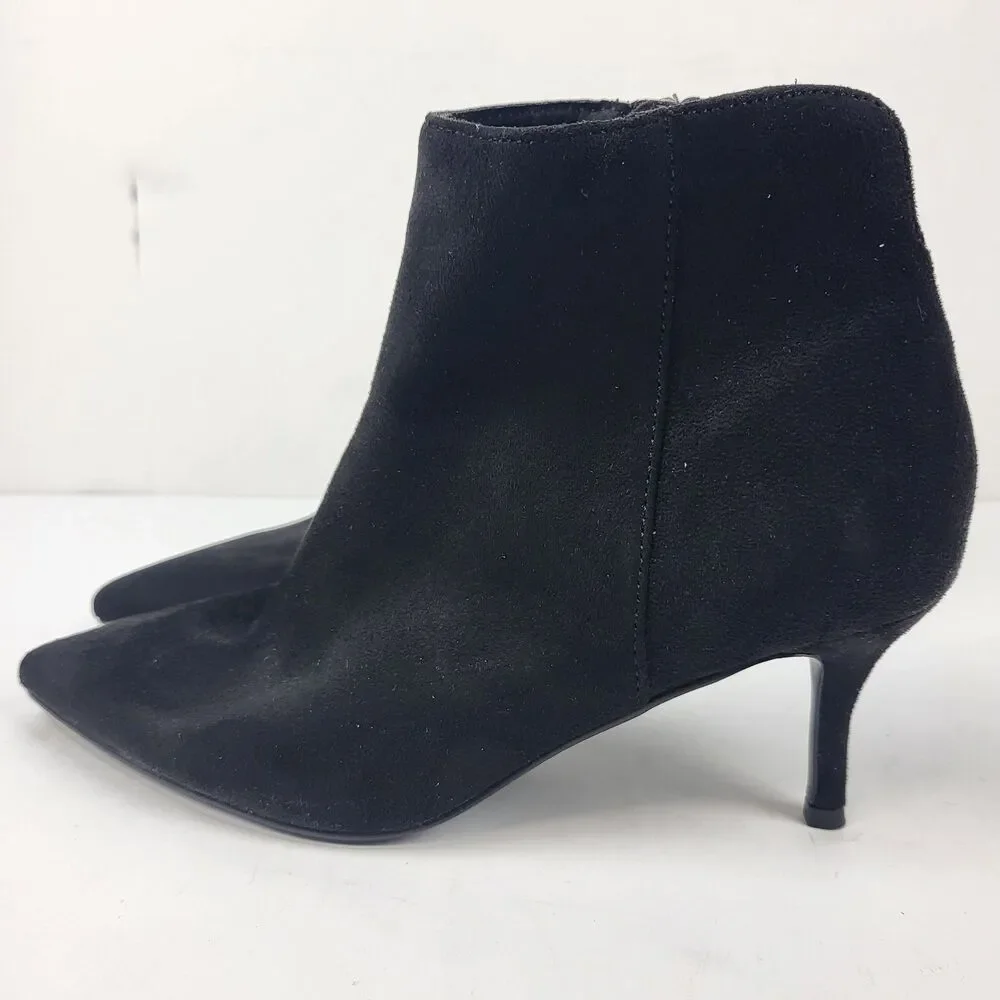 Charles by Charles David Accurate Bootie in Black Faux Suede Size 6.5M